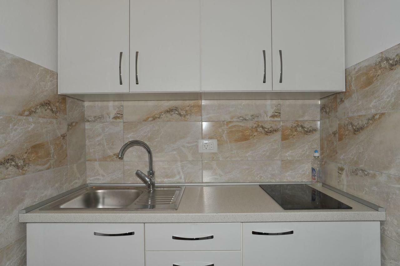 Apartmani Jadranka Viganj Esterno foto